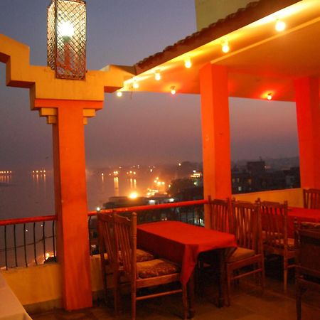 Puja Guest House Váránaszi Kültér fotó