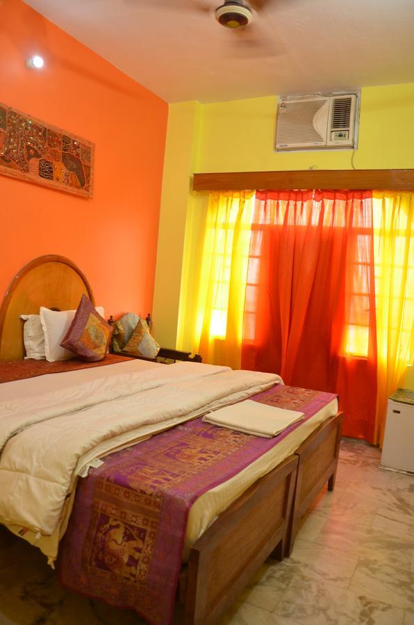 Puja Guest House Váránaszi Kültér fotó